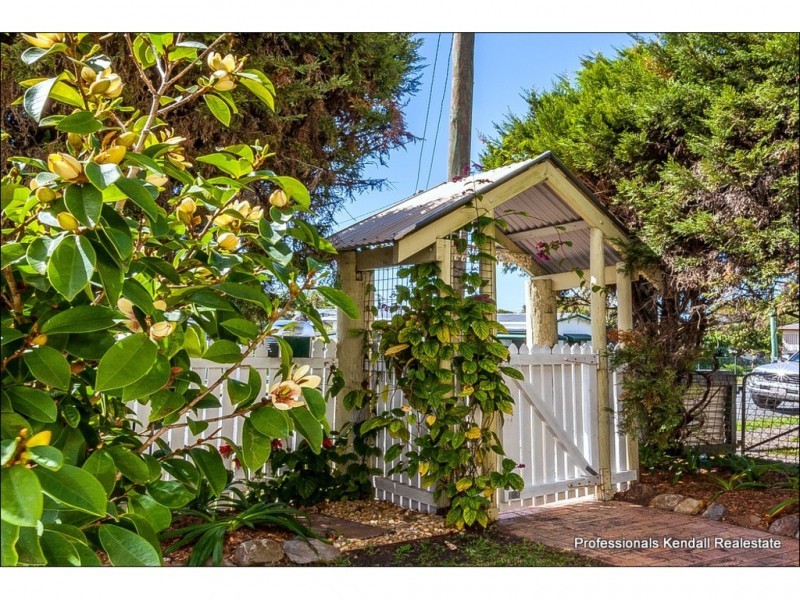 116 Johnston Street, Southport QLD 4215