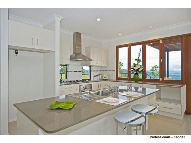 423 Main Western Road, Tamborine Mountain QLD 4272