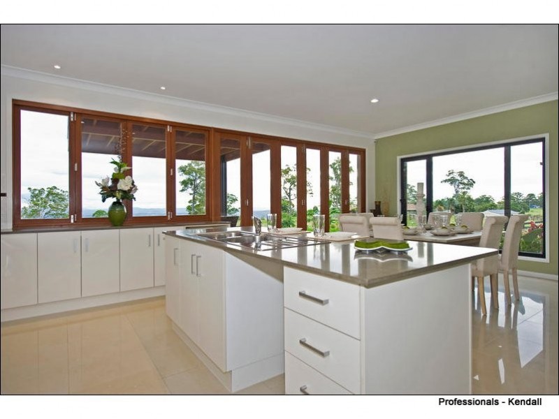 423 Main Western Road, Tamborine Mountain QLD 4272