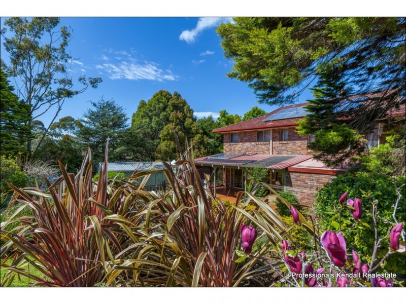 114 Eagle Heights Road, Tamborine Mountain QLD 4272