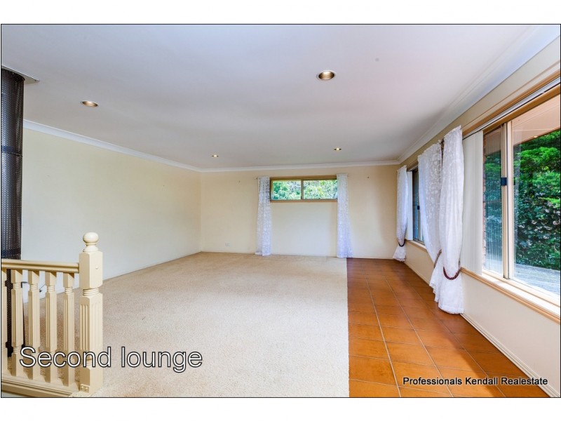 114 Eagle Heights Road, Tamborine Mountain QLD 4272