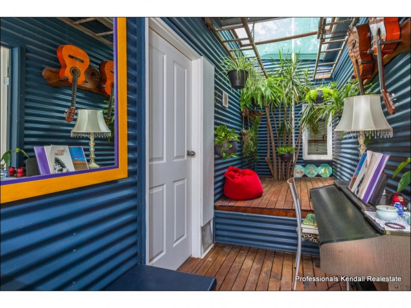 27 Wedge-Tail Court, Tamborine QLD 4270