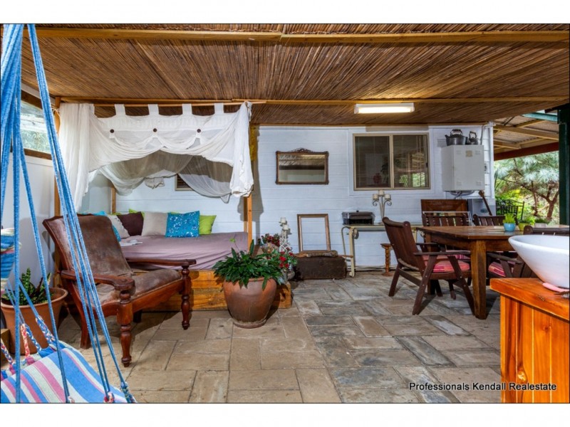 27 Wedge-Tail Court, Tamborine QLD 4270