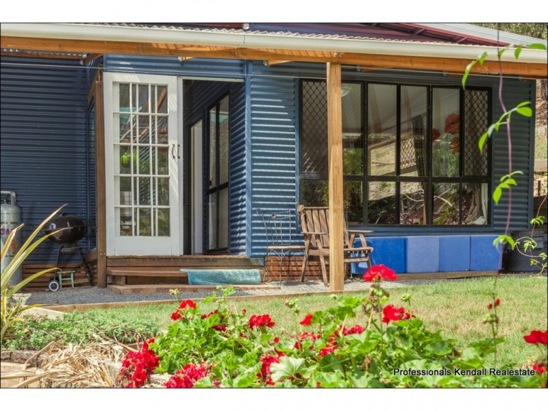 27 Wedge-Tail Court, Tamborine QLD 4270