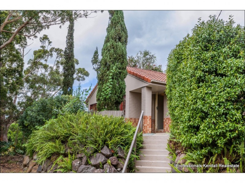 8 Kalmia Court, Tamborine Mountain QLD 4272