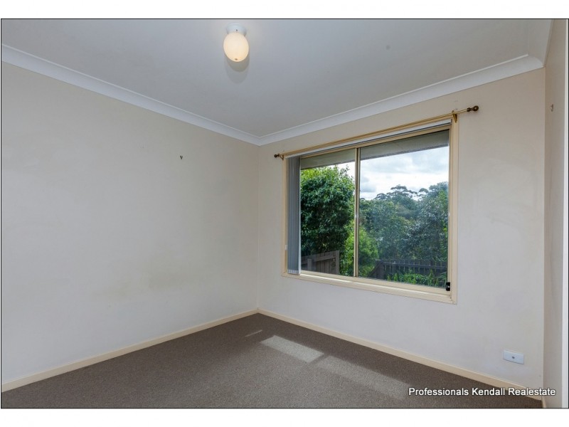 8 Kalmia Court, Tamborine Mountain QLD 4272
