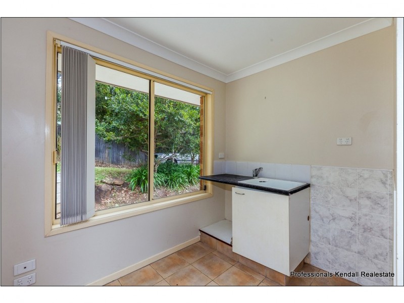 8 Kalmia Court, Tamborine Mountain QLD 4272