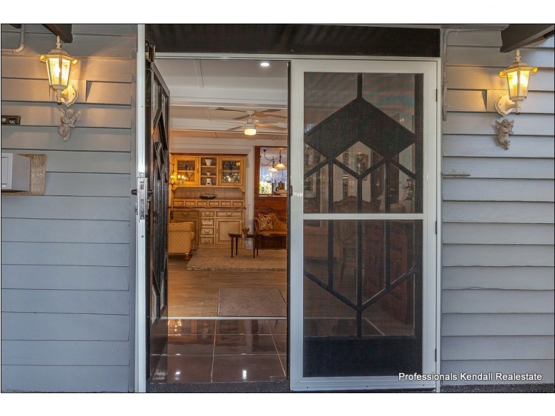 189 Long Road, Tamborine Mountain QLD 4272