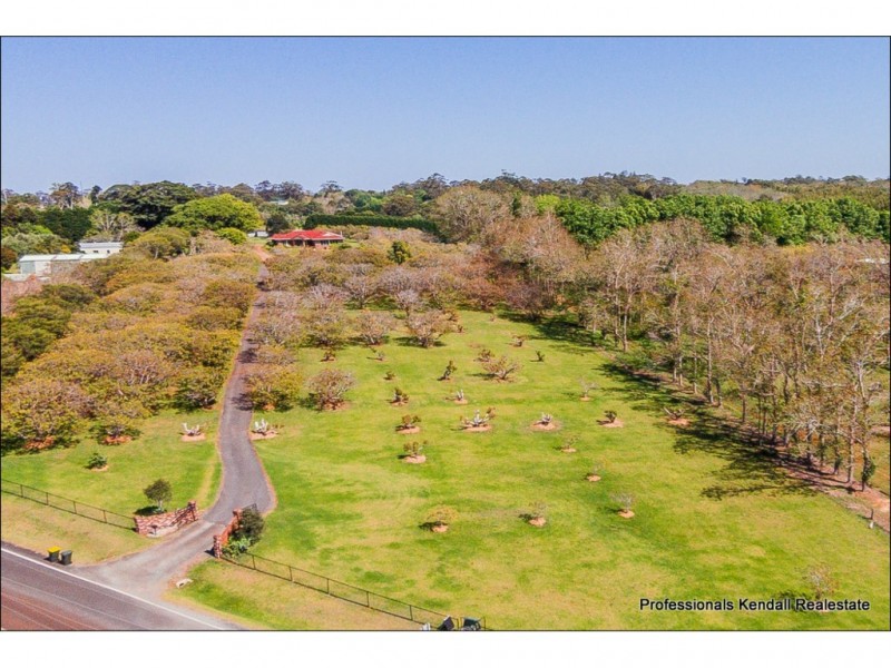 22-42 Holt Road, Tamborine Mountain QLD 4272