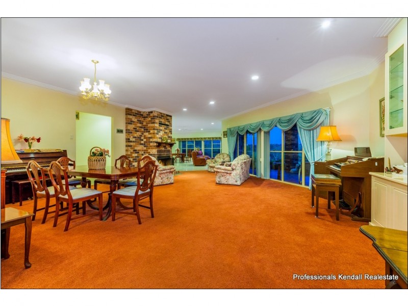 22-42 Holt Road, Tamborine Mountain QLD 4272