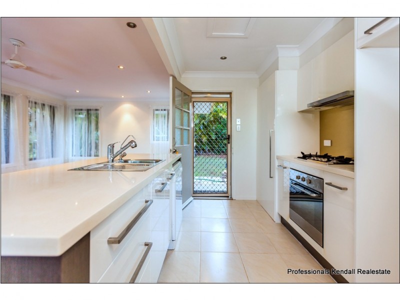 67 Coomera Gorge Drive, Tamborine Mountain QLD 4272