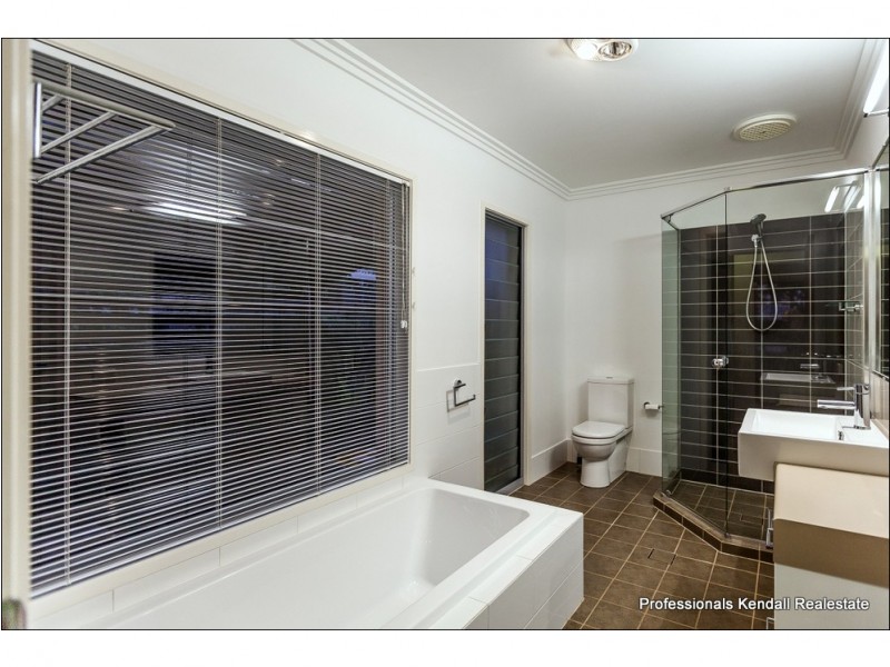 6 Eden Court, Tamborine Mountain QLD 4272