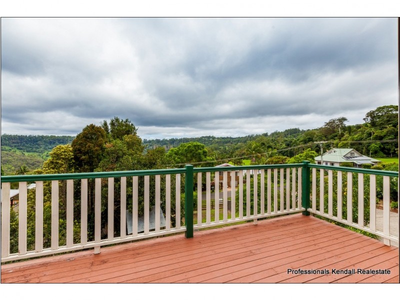 118 Licuala Drive, Tamborine Mountain QLD 4272