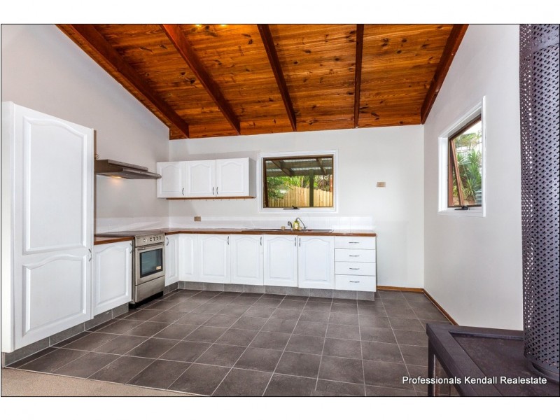 118 Licuala Drive, Tamborine Mountain QLD 4272