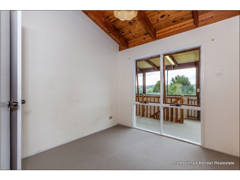 118 Licuala Drive, Tamborine Mountain QLD 4272