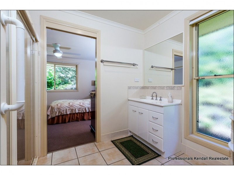 2/14-18 Yuulong Road, Tamborine Mountain QLD 4272