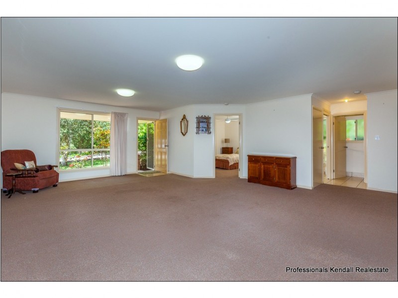 2/14-18 Yuulong Road, Tamborine Mountain QLD 4272