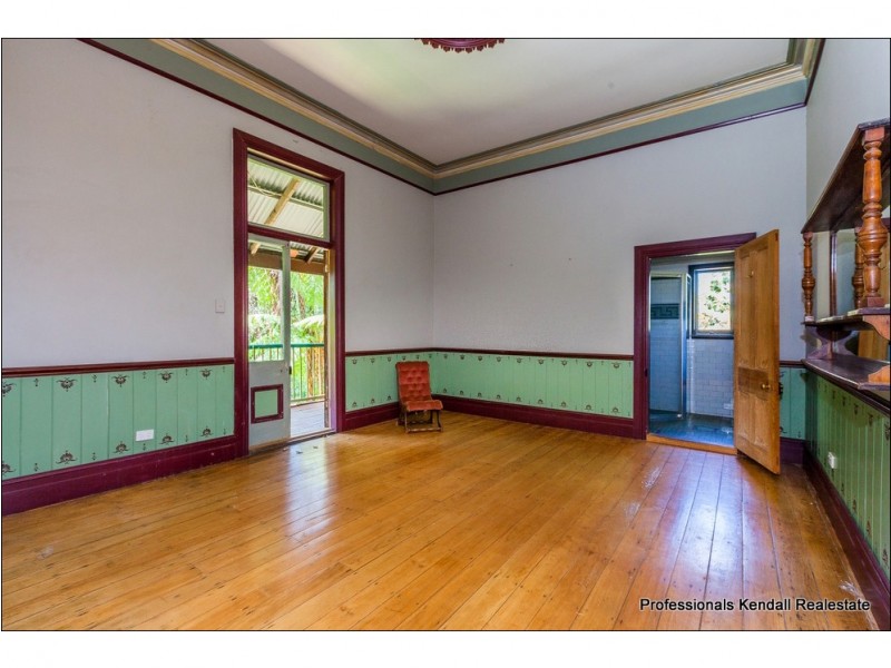 75 Benowa Street, Tamborine Mountain QLD 4272