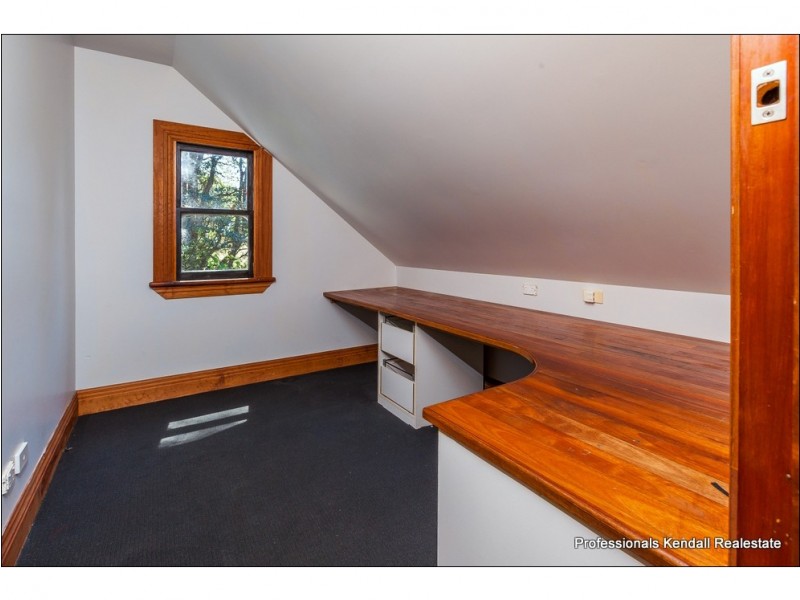 75 Benowa Street, Tamborine Mountain QLD 4272