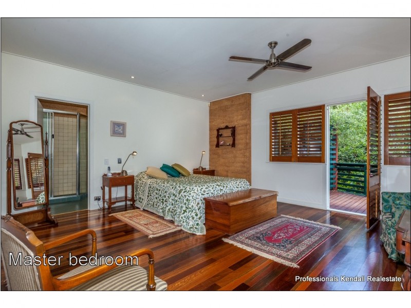 15 Carey Parade, Tamborine Mountain QLD 4272