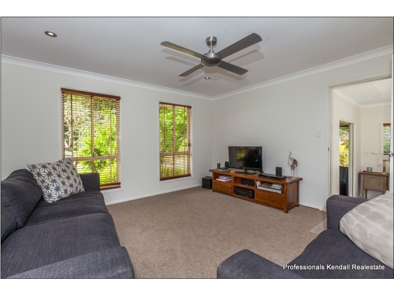 5 Mayon Court, Tamborine Mountain QLD 4272