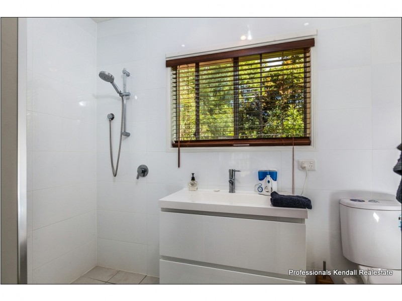 5 Mayon Court, Tamborine Mountain QLD 4272