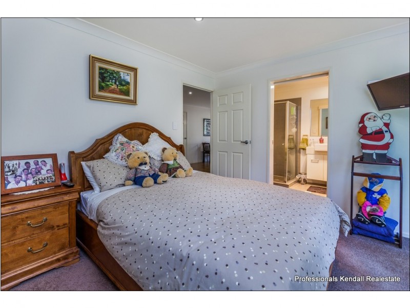 153 Fenwick Rd, Boyland QLD 4275