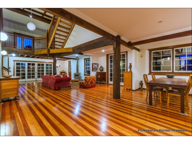 23 Laheys Lookout Road, Tamborine Mountain QLD 4272