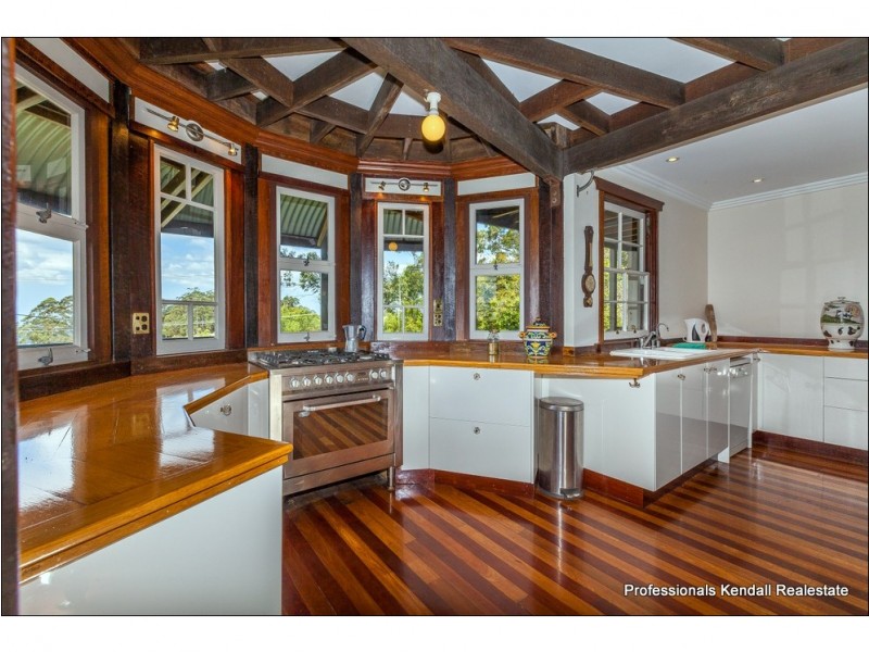 23 Laheys Lookout Road, Tamborine Mountain QLD 4272