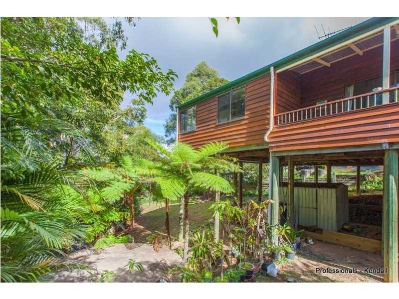 35 Magnetic Drive, Tamborine Mountain QLD 4272