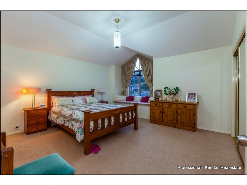 1 Tweed Heads Ave, Tamborine Mountain QLD 4272