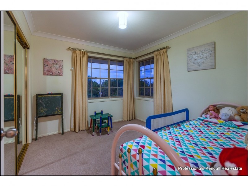 1 Tweed Heads Ave, Tamborine Mountain QLD 4272