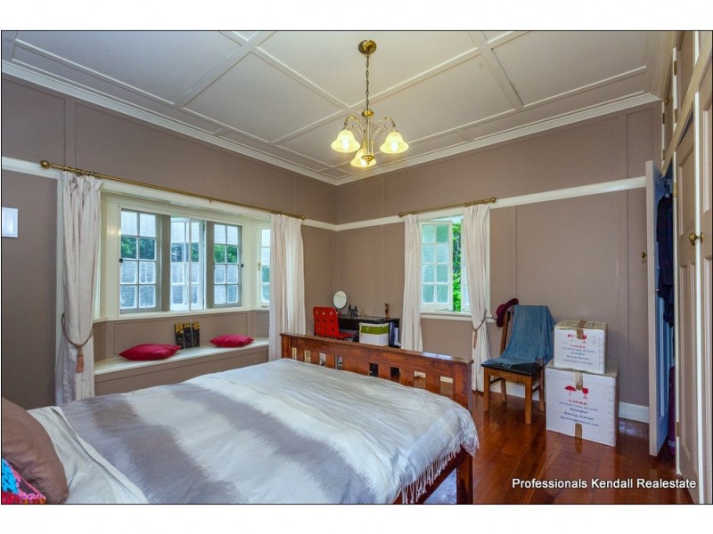 77 Freemont Drive, Tamborine Mountain QLD 4272