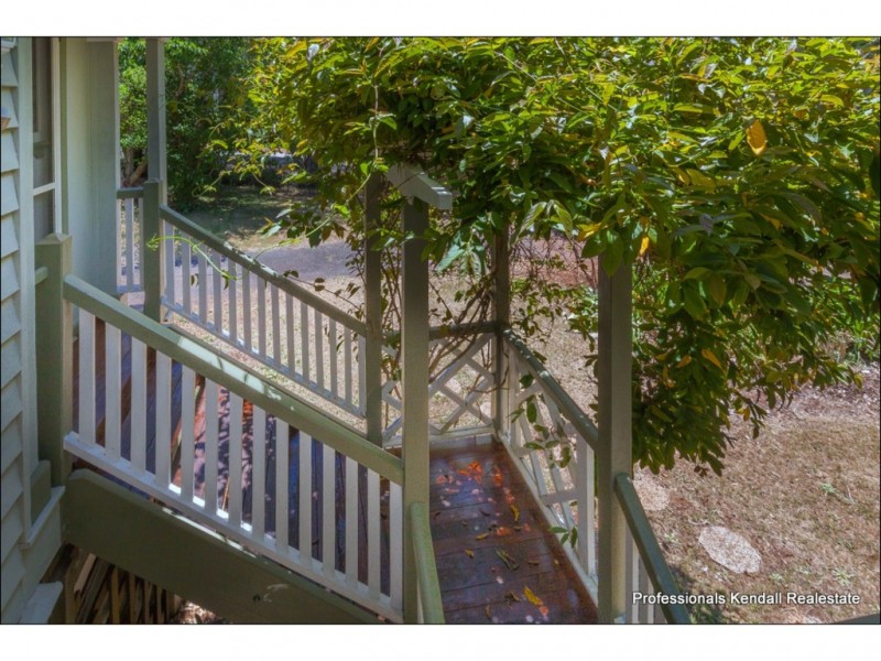 77 Freemont Drive, Tamborine Mountain QLD 4272