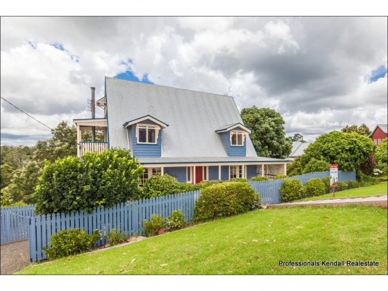 39 Paradise Drive, Tamborine Mountain QLD 4272