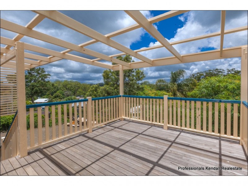 39 Paradise Drive, Tamborine Mountain QLD 4272