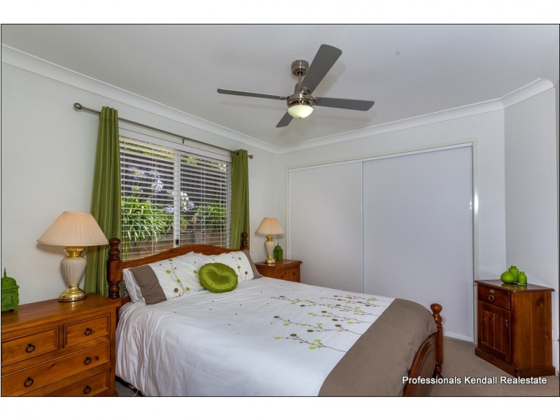 14 Ben Nevis Street, Tamborine Mountain QLD 4272