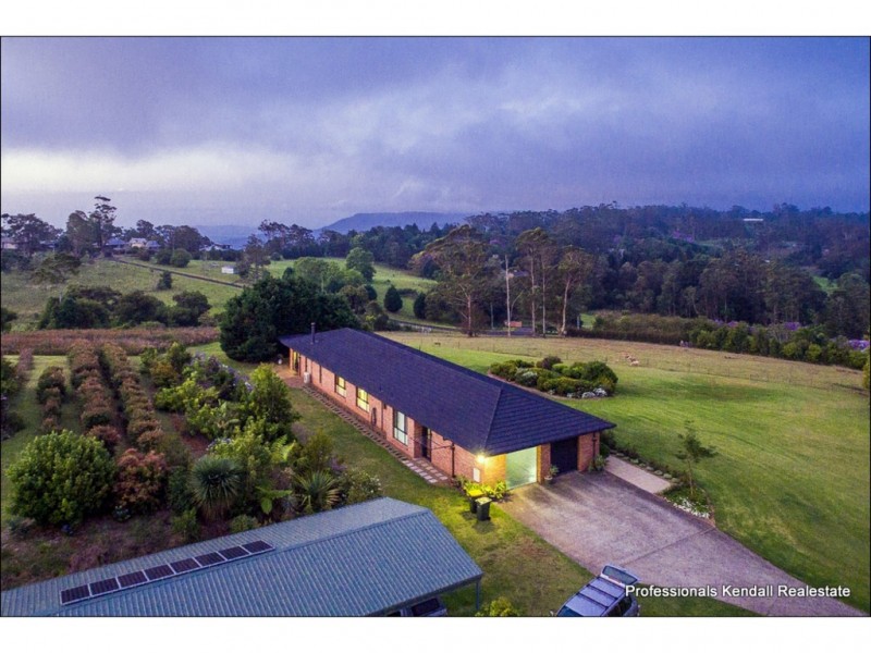 22 Munro Court, Tamborine Mountain QLD 4272