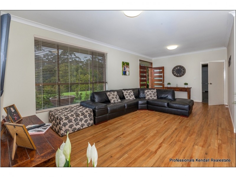 22 Munro Court, Tamborine Mountain QLD 4272