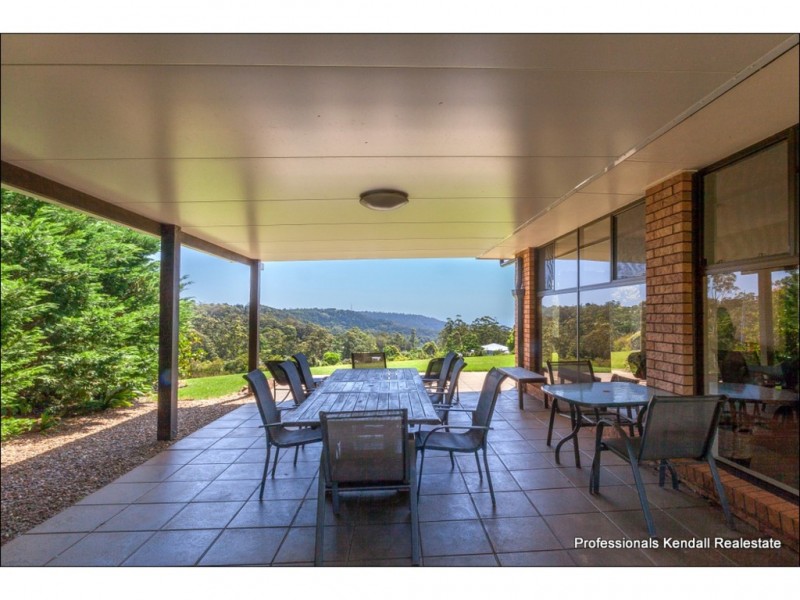 22 Munro Court, Tamborine Mountain QLD 4272