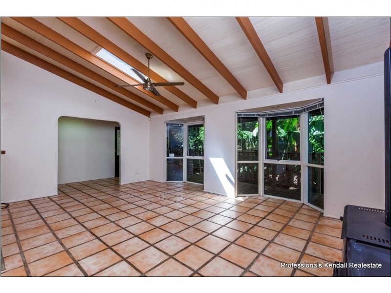 48 Eagle Heights Road, Tamborine Mountain QLD 4272