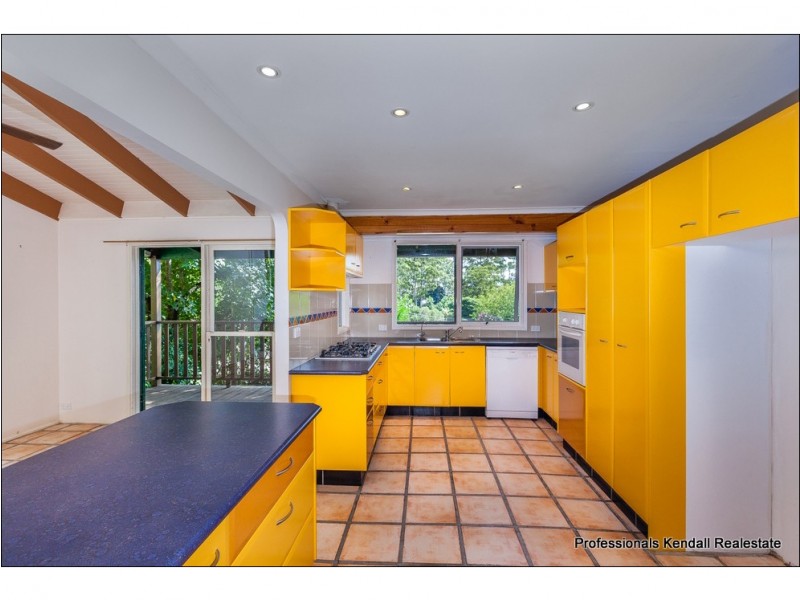 48 Eagle Heights Road, Tamborine Mountain QLD 4272