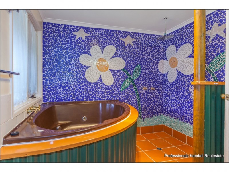 48 Eagle Heights Road, Tamborine Mountain QLD 4272