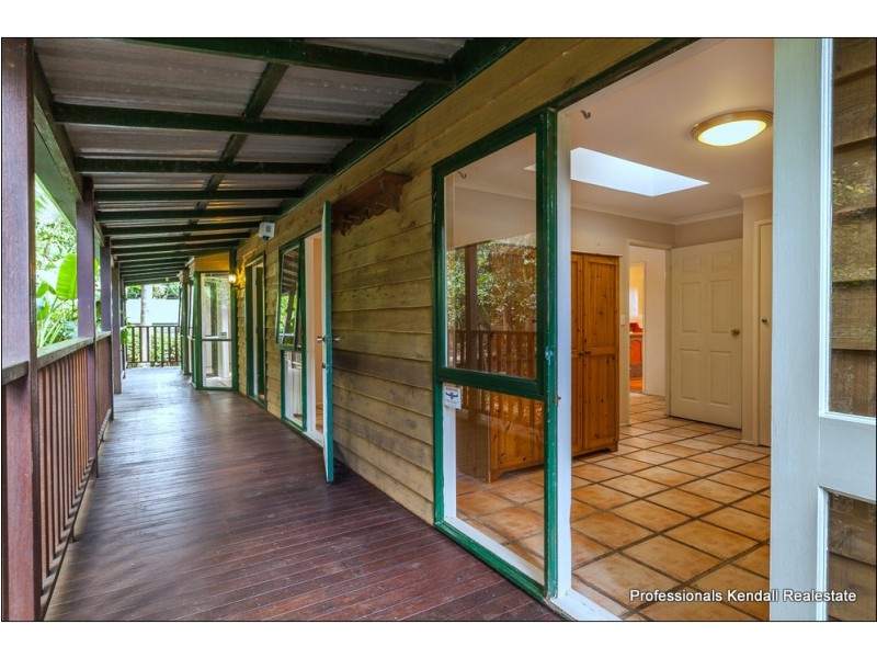 48 Eagle Heights Road, Tamborine Mountain QLD 4272