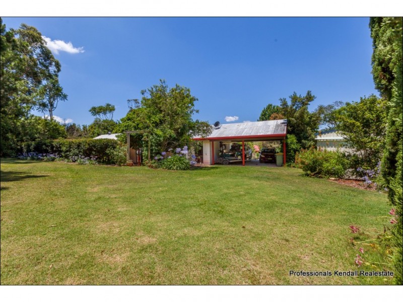 50 Kootenai Drive, Tamborine Mountain QLD 4272