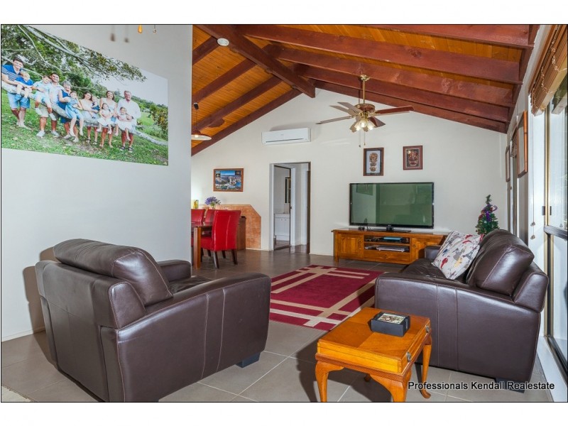 50 Kootenai Drive, Tamborine Mountain QLD 4272