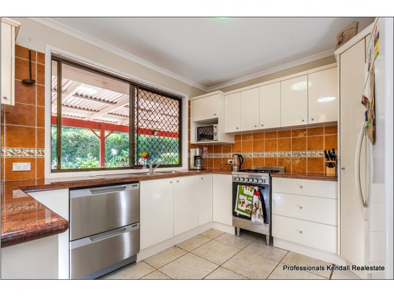 50 Kootenai Drive, Tamborine Mountain QLD 4272