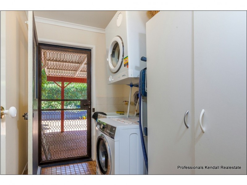 50 Kootenai Drive, Tamborine Mountain QLD 4272