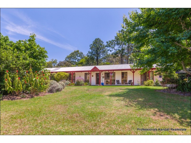 50 Kootenai Drive, Tamborine Mountain QLD 4272