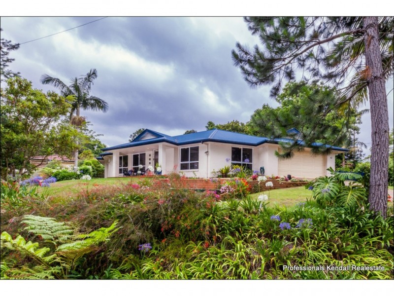 42 Pacific Parade, Tamborine Mountain QLD 4272